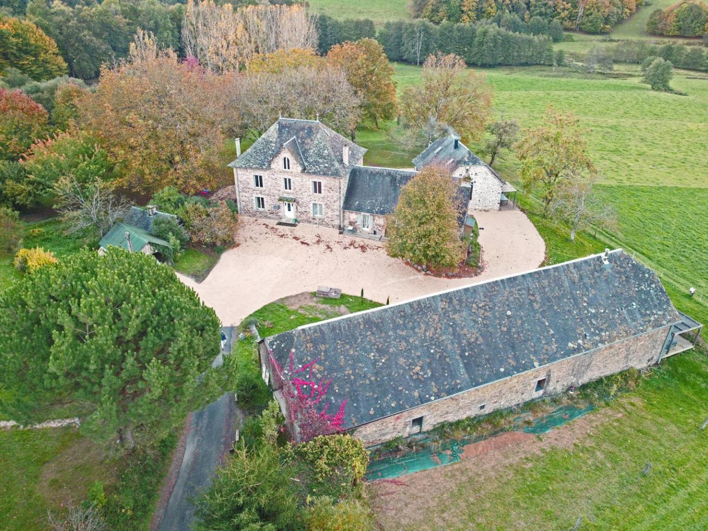 Domaine de la Clauzade Saint-Germain-les-Vergnes Exterior foto